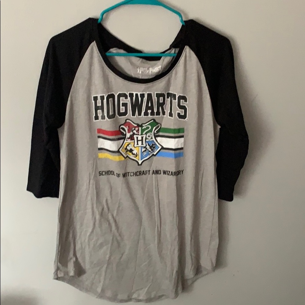 Hogwarts quarter sleeve shirt